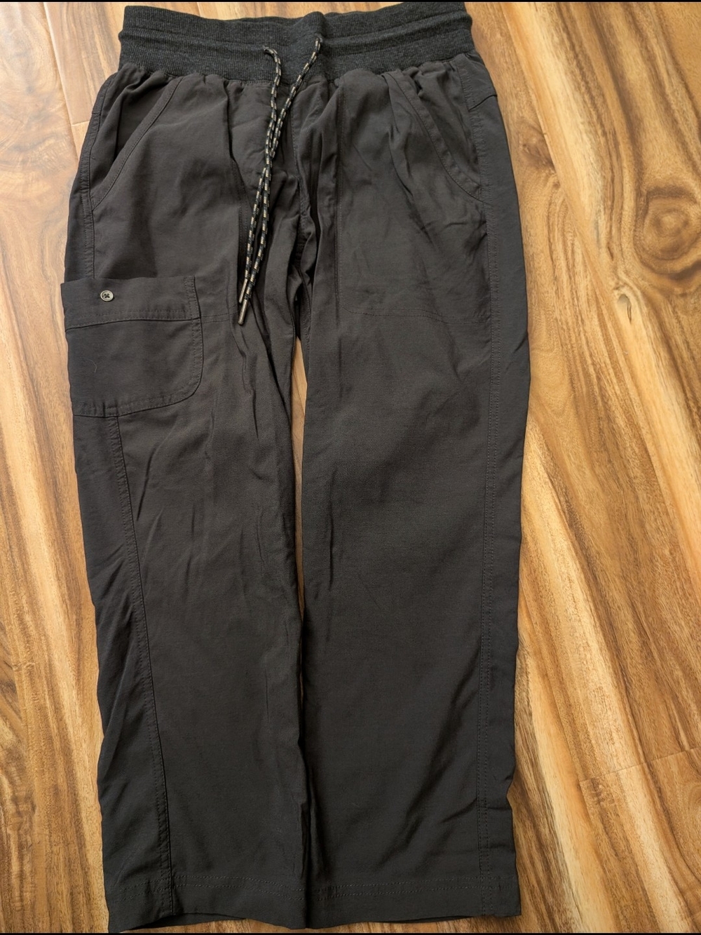 Columbia Women's Gray Drawstring Cargo Joggers